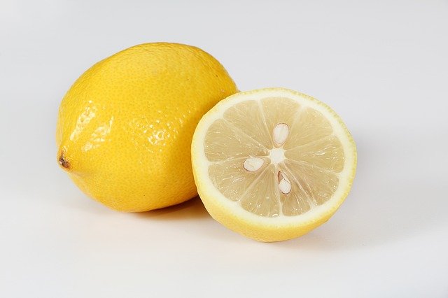 レモン　1個分のビタミンCとは？