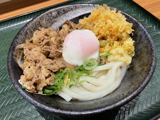 スタミナ麺　ボリューム麺